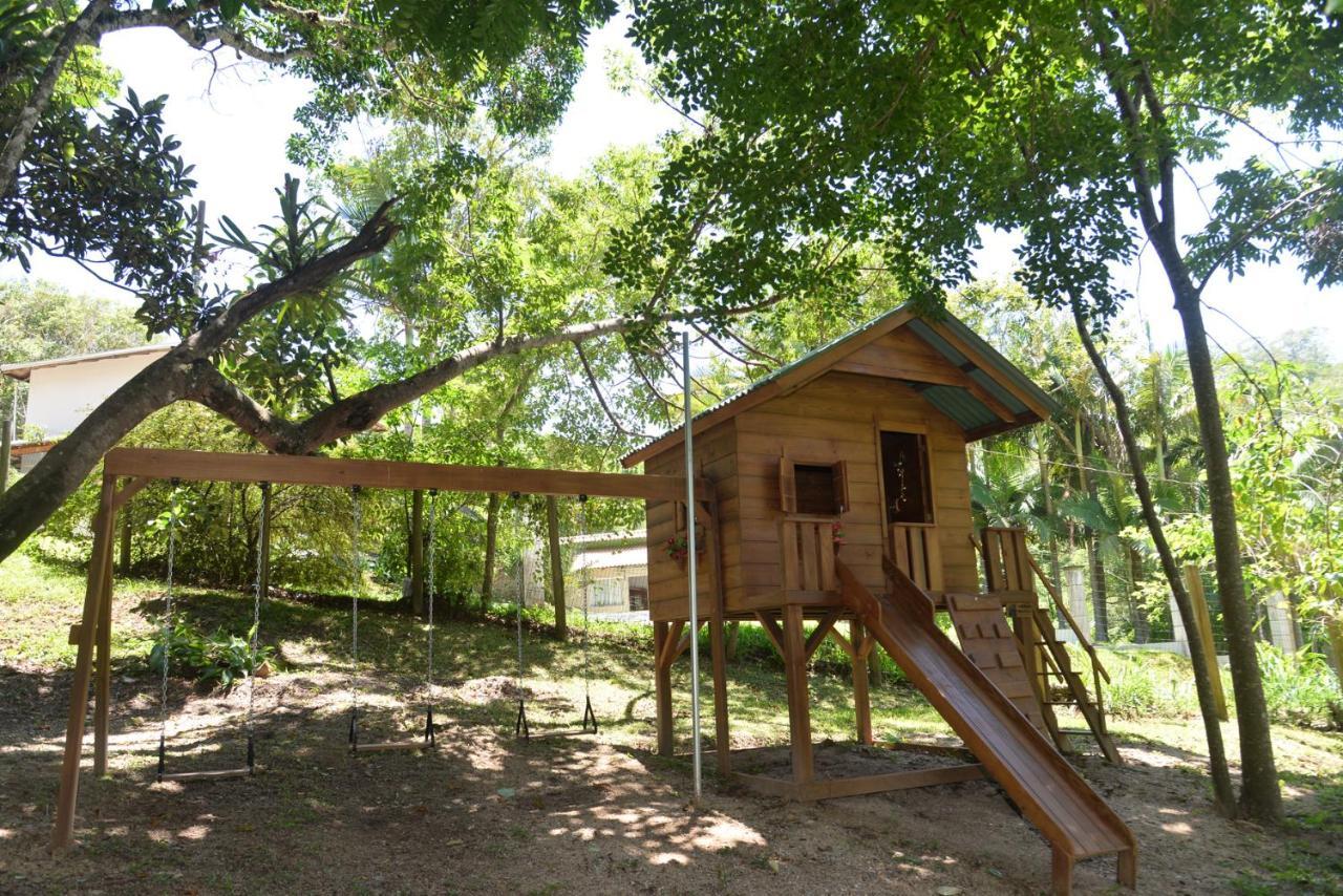 Pousada Sitio Olho D'Agua บอมบินญัส ภายนอก รูปภาพ