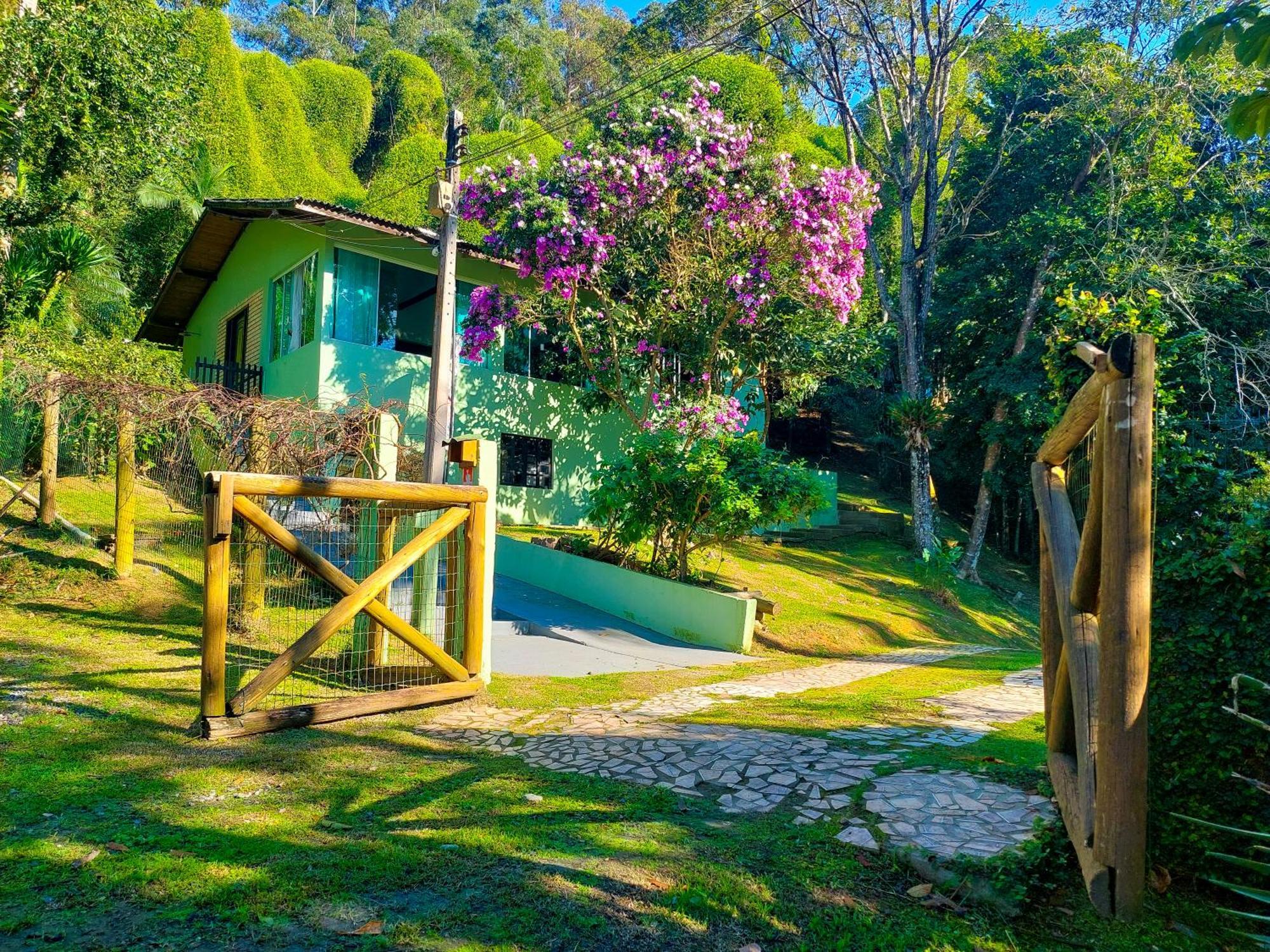 Pousada Sitio Olho D'Agua บอมบินญัส ภายนอก รูปภาพ
