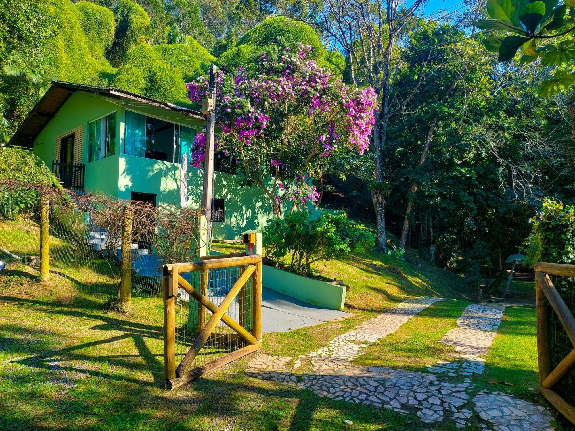 Pousada Sitio Olho D'Agua บอมบินญัส ภายนอก รูปภาพ
